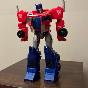 Transformers Cyberverse Optimus Prime Ion Burst Hasbro TOMY 2017 Action Figure